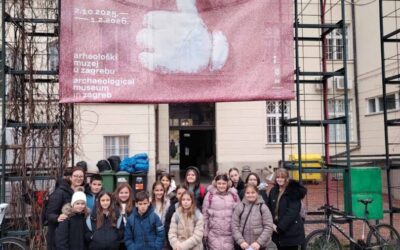 Uzbudljivo putovanje u prošlost: Mladi povjesničari i likovnjaci u Arheološkom muzeju u Zagrebu